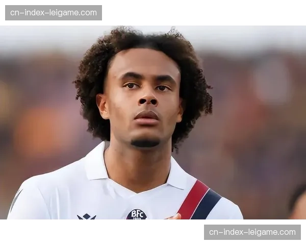 曼联齐尔克泽伤愈复出,锋线替补深度获关键补充 曼联齐尔克泽伤愈复出,锋线替补深度获关键补充